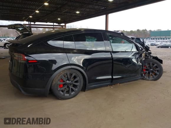 ✅ 2023 Tesla Model X Plaid • VIN: 7SAXCBE65PF421967 • Lot: 41303524. Wystawiony na IAAI z przebiegiem 17 220 mil. Bezpłatny archiwum sprzedaży aukcyjnych z USA i szczegółowy raport historii pojazdu na DreamBid. Zdjęcie 4.