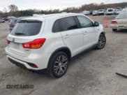 ✅ 2018 Mitsubishi Outlander ES • VIN: JA4AP3AU2JU021357 • Lot: 43665489. Wystawiony na IAAI z przebiegiem 143 651 mil. Bezpłatny archiwum sprzedaży aukcyjnych z USA i szczegółowy raport historii pojazdu na DreamBid. Zdjęcie 4.