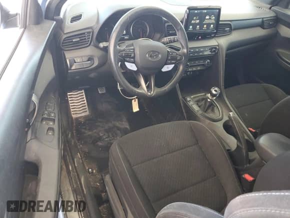 2020 Hyundai Veloster z VIN KMHT36AH8LU007122, wystawiony jako Copart lot #47182015 z przebiegiem 45 463 mil mil oraz Szkoda całkowita • Salvage title. Historia ofert i sprzedaży dostępna na DreamBid. Obrazek 8.