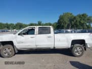 ✅ 2017 Chevrolet Silverado 2500HD LT • VIN: 1GC1KVEG3HF103181 • Lot: 42921437. Listed on IAAI with 235,535 mi. Free auction sales archive from the USA and detailed vehicle history report at DreamBid. Image 14.