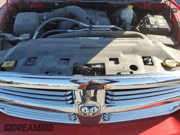 ✅ 2016 Ram 1500 Big Horn • VIN: 1C6RR7GT2GS384195 • Lot: 91900575. Wystawiony na Copart z przebiegiem 99 106 mil. Bezpłatny archiwum sprzedaży aukcyjnych z USA i szczegółowy raport historii pojazdu na DreamBid. Zdjęcie 11.