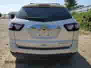 2014 Chevrolet Traverse LT z VIN 1GNKRGKD7EJ212071, wystawiony jako Copart lot #70521215 z przebiegiem 132 219 mil mil oraz Czysty tytuł • Clean title. Historia ofert i sprzedaży dostępna na DreamBid. Obrazek 6.