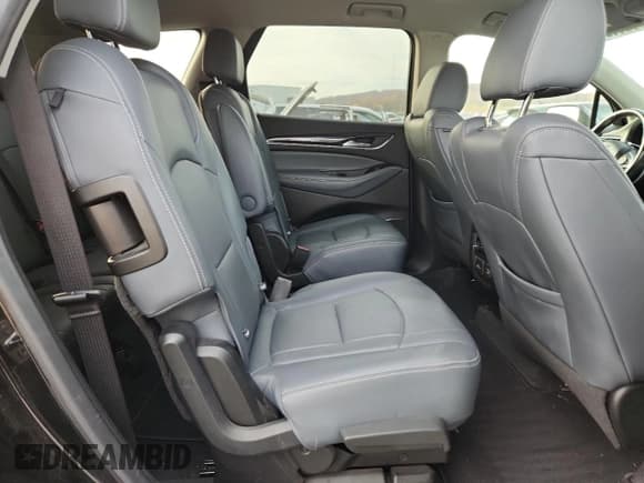 ✅ 2019 Buick Enclave Essence • VIN: 5GAERBKW7KJ302070 • Lot: 92652475. Listed on Copart with 126,113 mi. Free auction sales archive from the USA and detailed vehicle history report at DreamBid. Image 11.