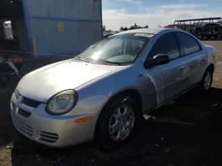 2003 Dodge Neon SXT z VIN 1B3ES56C33D103930, wystawiony jako Copart lot #50413565 z przebiegiem 123 629 mil mil oraz Szkoda całkowita • Salvage title. Historia ofert i sprzedaży dostępna na DreamBid. Obrazek 1.