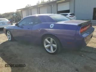 ✅ 2010 Dodge Challenger SRT-8 • VIN: 2B3CJ7DW4AH175027 • Lot: 83244964. Wystawiony na Copart z przebiegiem 148 338 mil. Bezpłatny archiwum sprzedaży aukcyjnych z USA i szczegółowy raport historii pojazdu na DreamBid. Zdjęcie 2.
