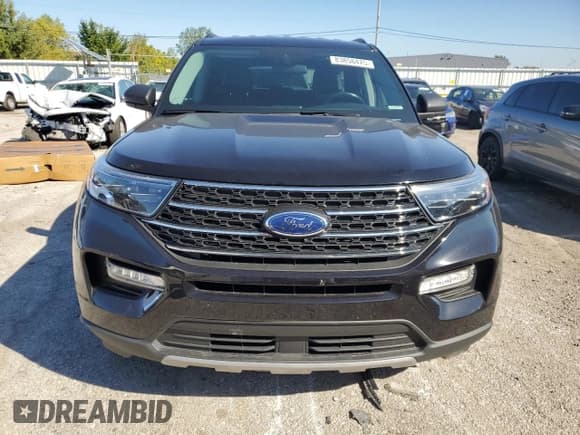 ✅ 2022 Ford Explorer XLT • VIN: 1FMSK8DH0NGB72623 • Lot: 83858475. Listed on Copart with 44,868 mi. Free auction sales archive from the USA and detailed vehicle history report at DreamBid. Image 5.