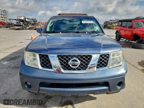 ✅ 2007 Nissan Pathfinder LE • VIN: 5N1AR18U17C623185 • Lot: 93887455. Wystawiony na Copart z przebiegiem 174 010 mil. Bezpłatny archiwum sprzedaży aukcyjnych z USA i szczegółowy raport historii pojazdu na DreamBid. Zdjęcie 5.