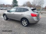 ✅ 2009 Nissan Rogue SL • VIN: JN8AS58T19W328892 • Lot: 43751758. Wystawiony na IAAI z przebiegiem 202 583 mil. Bezpłatny archiwum sprzedaży aukcyjnych z USA i szczegółowy raport historii pojazdu na DreamBid. Zdjęcie 3.