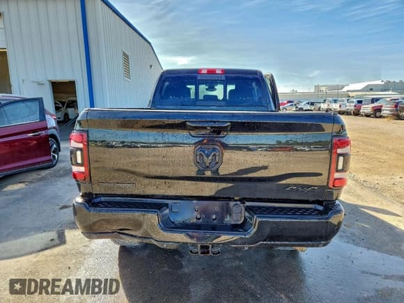 ✅ 2022 Ram 2500 Big Horn • VIN: 3C6UR5DL6NG319129 • Lot: 95545945. Wystawiony na Copart z przebiegiem 20 648 mil. Bezpłatny archiwum sprzedaży aukcyjnych z USA i szczegółowy raport historii pojazdu na DreamBid. Zdjęcie 6.