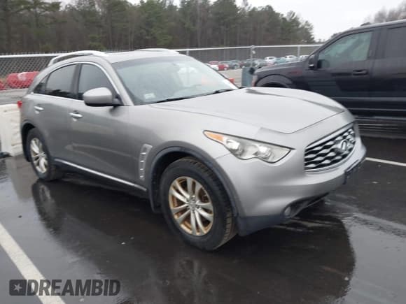 ✅ 2010 Infiniti FX • VIN: JN8AS1MW3AM856040 • Lot: 43842492. Wystawiony na IAAI z przebiegiem 175 916 mil. Bezpłatny archiwum sprzedaży aukcyjnych z USA i szczegółowy raport historii pojazdu na DreamBid. Zdjęcie 1.