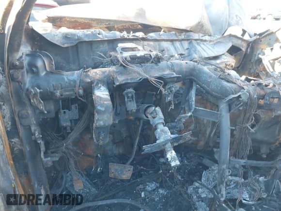 ✅ 2009 Hyundai Santa Fe GLS • VIN: 5NMSG73D99H330681 • Lot: 43531859. Wystawiony na IAAI z przebiegiem Nie podano. Bezpłatny archiwum sprzedaży aukcyjnych z USA i szczegółowy raport historii pojazdu na DreamBid. Zdjęcie 7.