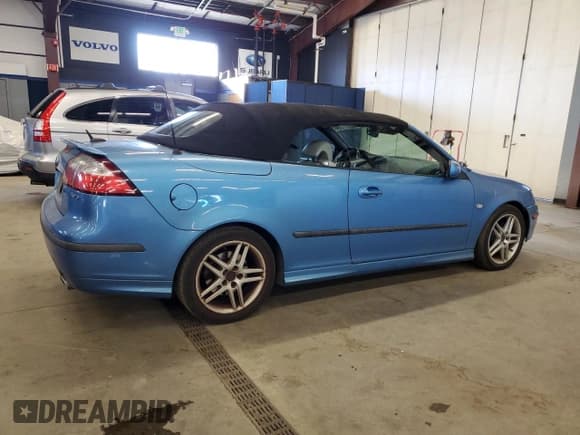 ✅ 2007 Saab 9-3 Aero • VIN: YS3FH71U476105718 • Lot: 71498225. Wystawiony na Copart z przebiegiem 85 421 mil. Bezpłatny archiwum sprzedaży aukcyjnych z USA i szczegółowy raport historii pojazdu na DreamBid. Zdjęcie 3.