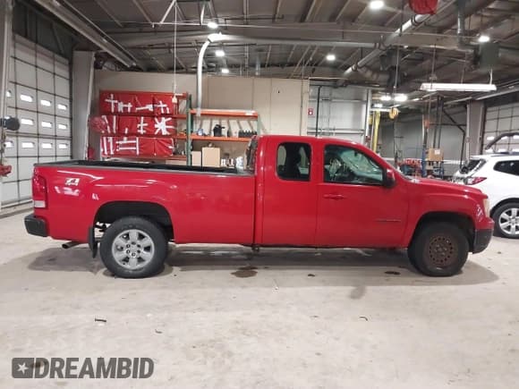 ✅ 2010 GMC Sierra 1500 • VIN: 1GTSKWE04AZ293560 • Лот: 41435162. Опубликован ранее на IAAI с пробегом 54 465 миль. Бесплатный доступ к архиву аукционных продаж из США и подробный отчёт об истории автомобиля на DreamBid. Изображение 13.