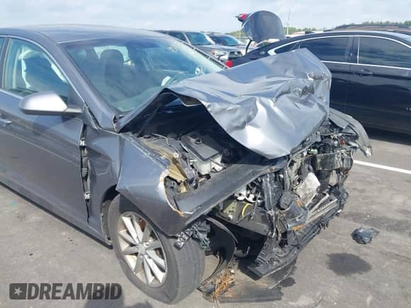 2018 Hyundai Sonata SE с VIN 5NPE24AFXJH723207, выставлен на аукционе IAAI как лот 43296720 с пробегом Не указан миль и . История ставок и продаж доступна на DreamBid. Изображение 6.