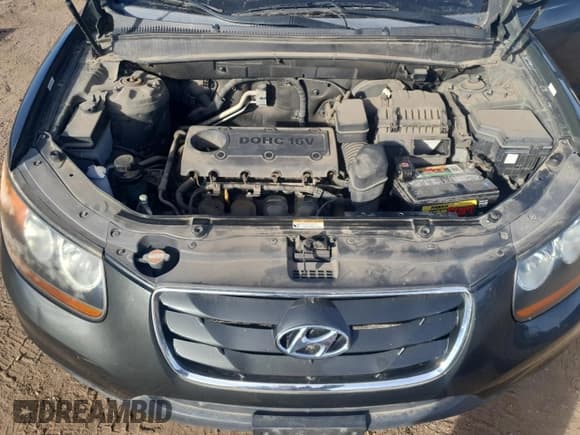 ✅ 2010 Hyundai Santa Fe GLS • VIN: 5NMSG3AB5AH347363 • Lot: 81728494. Listed on Copart with 132,227 mi. Free auction sales archive from the USA and detailed vehicle history report at DreamBid. Image 12.