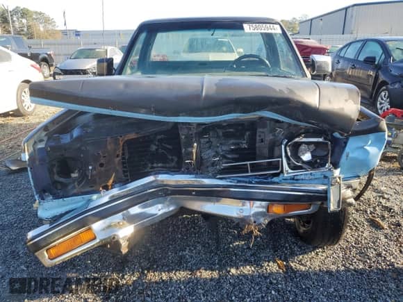 1989 Chevrolet S-10 X96 с VIN 1GCCS14Z7K2213993, выставлен на аукционе Copart как лот 75805944 с пробегом 180 240 миль миль и На запчасти • Non repairable. История ставок и продаж доступна на DreamBid. Изображение 5.