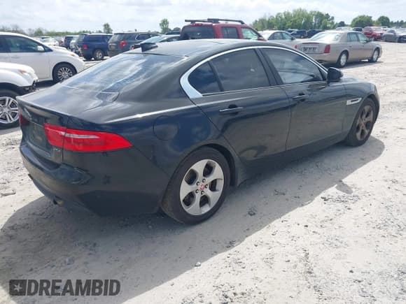 ✅ 2017 Jaguar XE 25t • VIN: SAJAR4BG9HA973543 • Lot: 41958126. Listed on IAAI with 171,206 mi. Free auction sales archive from the USA and detailed vehicle history report at DreamBid. Image 4.