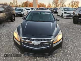 2013 Chevrolet Malibu LS z VIN 1G11B5SA7DF344518, wystawiony jako Copart lot #90794895 z przebiegiem 165 391 mil mil oraz Czysty tytuł • Clean title. Historia ofert i sprzedaży dostępna na DreamBid. Obrazek 5.