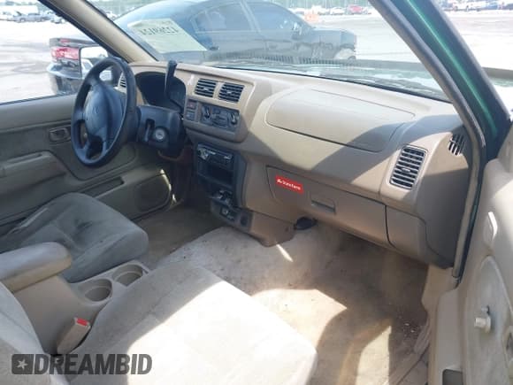 ✅ 1998 Nissan Frontier XE • VIN: 1N6DD26S1WC346802 • Лот: 42269124. Опубликован ранее на IAAI с пробегом Не указан. Бесплатный доступ к архиву аукционных продаж из США и подробный отчёт об истории автомобиля на DreamBid. Изображение 5.