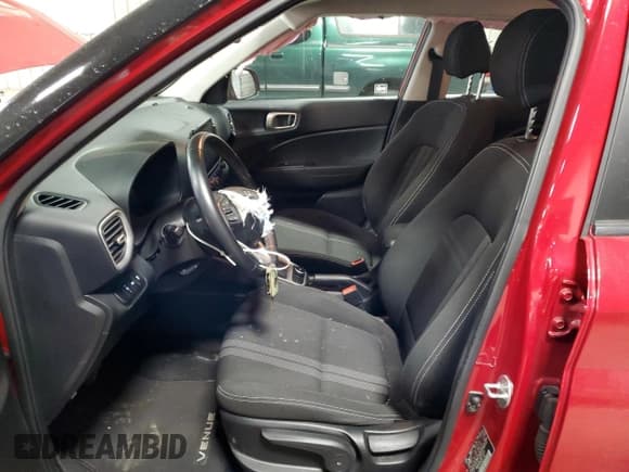 ✅ 2021 Hyundai Venue SEL • VIN: KMHRC8A32MU125422 • Lot: 49552245. Listed on Copart with 22,409 mi. Free auction sales archive from the USA and detailed vehicle history report at DreamBid. Image 7.