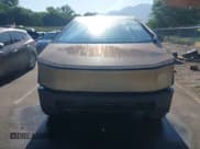 ✅ 2024 Tesla Cybertruck • VIN: 7G2CEHED4RA050451 • Лот: 42903347. Опубликован ранее на IAAI с пробегом 7 336 миль. Бесплатный доступ к архиву аукционных продаж из США и подробный отчёт об истории автомобиля на DreamBid. Изображение 6.