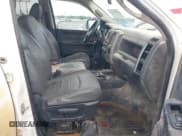 ✅ 2016 Ram 2500 Tradesman • VIN: 3C7WR5HT1GG183137 • Lot: 42399613. Wystawiony na IAAI z przebiegiem 97 975 mil. Bezpłatny archiwum sprzedaży aukcyjnych z USA i szczegółowy raport historii pojazdu na DreamBid. Zdjęcie 5.