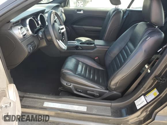 ✅ 2009 Ford Mustang GT • VIN: 1ZVHT85H495122350 • Lot: 47954065. Wystawiony na Copart z przebiegiem 106 673 mil. Bezpłatny archiwum sprzedaży aukcyjnych z USA i szczegółowy raport historii pojazdu na DreamBid. Zdjęcie 7.