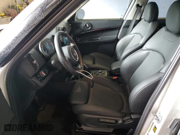 ✅ 2024 MINI Countryman Cooper S • VIN: WMZ83BR05R3R81446 • Lot: 78753164. Listed on Copart with 25,408 mi. Free auction sales archive from the USA and detailed vehicle history report at DreamBid. Image 7.