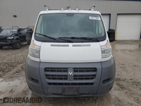 ✅ 2014 Ram ProMaster Cargo • VIN: 3C6TRVAGXEE100785 • Lot: 47017385. Wystawiony na Copart z przebiegiem 162 138 mil. Bezpłatny archiwum sprzedaży aukcyjnych z USA i szczegółowy raport historii pojazdu na DreamBid. Zdjęcie 5.