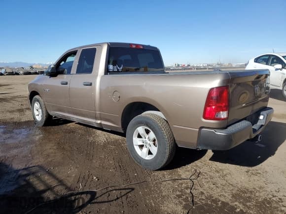 ✅ 2010 Dodge 1500 SLT • VIN: 1D7RV1GP0AS178181 • Lot: 88586325. Wystawiony na Copart z przebiegiem 157 782 mil. Bezpłatny archiwum sprzedaży aukcyjnych z USA i szczegółowy raport historii pojazdu na DreamBid. Zdjęcie 2.
