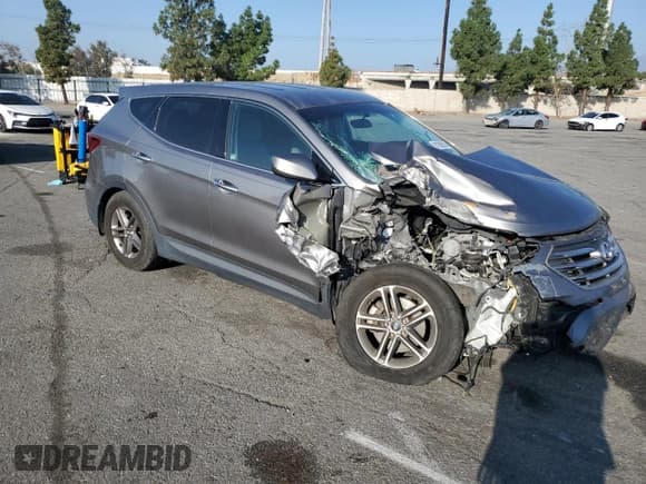 ✅ 2018 Hyundai Santa Fe 2.4L • VIN: 5XYZT3LB5JG545054 • Lot: 91289535. Listed on Copart with 75,555 mi. Free auction sales archive from the USA and detailed vehicle history report at DreamBid. Image 4.