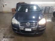 ✅ 2005 Volkswagen Jetta 2.5L • VIN: 3VWDF71K45M604483 • Lot: 81679484. Listed on Copart with 138,926 mi. Free auction sales archive from the USA and detailed vehicle history report at DreamBid. Image 5.