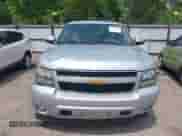 2014 Chevrolet Suburban LT z VIN 1GNSCJE07ER241238, wystawiony jako IAAI lot #42280316 z przebiegiem 168 704 mil mil oraz . Historia ofert i sprzedaży dostępna na DreamBid. Obrazek 12.