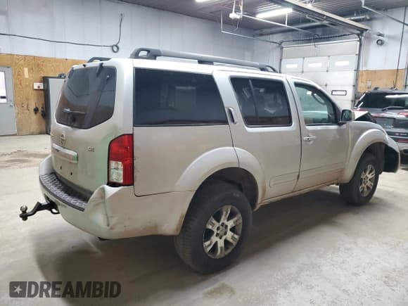 ✅ 2010 Nissan Pathfinder SE • VIN: 5N1AR1NB1AC612987 • Лот: 90335635. Опубликован ранее на Copart с пробегом 145 682 миль. Бесплатный доступ к архиву аукционных продаж из США и подробный отчёт об истории автомобиля на DreamBid. Изображение 3.