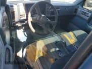 ✅ 1992 Chevrolet S-10 • VIN: 1GCCS14Z5N8130452 • Lot: 89692115. Wystawiony na Copart z przebiegiem 163 461 mil. Bezpłatny archiwum sprzedaży aukcyjnych z USA i szczegółowy raport historii pojazdu na DreamBid. Zdjęcie 8.