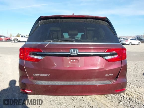 ✅ 2021 Honda Odyssey Elite • VIN: 5FNRL6H90MB016307 • Lot: 43805575. Listed on IAAI with 46,951 mi. Free auction sales archive from the USA and detailed vehicle history report at DreamBid. Image 16.
