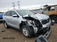 ✅ 2019 Kia Sorento LX • VIN: 5XYPG4A31KG592774 • Лот: 85468185. Опубликован ранее на Copart с пробегом 60 695 миль. Бесплатный доступ к архиву аукционных продаж из США и подробный отчёт об истории автомобиля на DreamBid. Изображение 4.