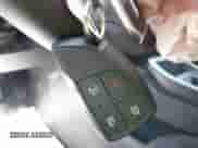 2025 Chevrolet Equinox AWD LT z VIN 3GNAXPEG9SL128779, wystawiony jako IAAI lot #41791189 z przebiegiem 3 676 mil mil oraz . Historia ofert i sprzedaży dostępna na DreamBid. Obrazek 11.