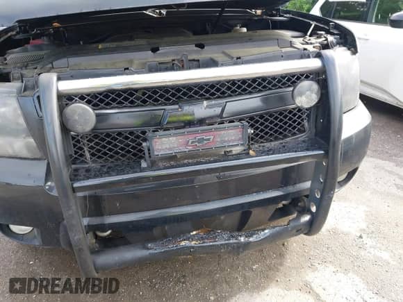 2011 Chevrolet Tahoe LTZ with VIN 1GNSKCE05BR169305, listed as a IAAI auction lot 42247417 with 214,713 mi miles and . Bid and sale history available at DreamBid. Image 6.