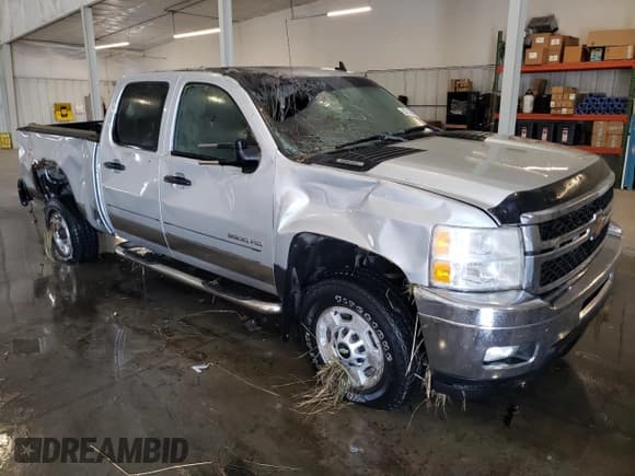 ✅ 2011 Chevrolet Silverado 2500HD LT • VIN: 1GC1KXCGXBF247591 • Lot: 63740825. Listed on Copart with 239,859 mi. Free auction sales archive from the USA and detailed vehicle history report at DreamBid. Image 4.