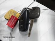 ✅ 2003 Toyota Highlander • VIN: JTEGF21A230098481 • Lot: 43764205. Wystawiony na IAAI z przebiegiem 200 790 mil. Bezpłatny archiwum sprzedaży aukcyjnych z USA i szczegółowy raport historii pojazdu na DreamBid. Zdjęcie 11.