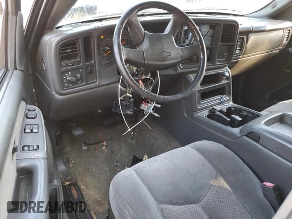 ✅ 2003 Chevrolet Silverado 1500 LS • VIN: 1GCEC19V63E343436 • Lot: 93076045. Listed on Copart with 141,987 mi. Free auction sales archive from the USA and detailed vehicle history report at DreamBid. Image 8.