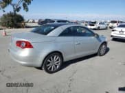✅ 2009 Volkswagen Eos Komfort • VIN: WVWBA71F19V015141 • Lot: 71274555. Wystawiony na Copart z przebiegiem 138 128 mil. Bezpłatny archiwum sprzedaży aukcyjnych z USA i szczegółowy raport historii pojazdu na DreamBid. Zdjęcie 3.