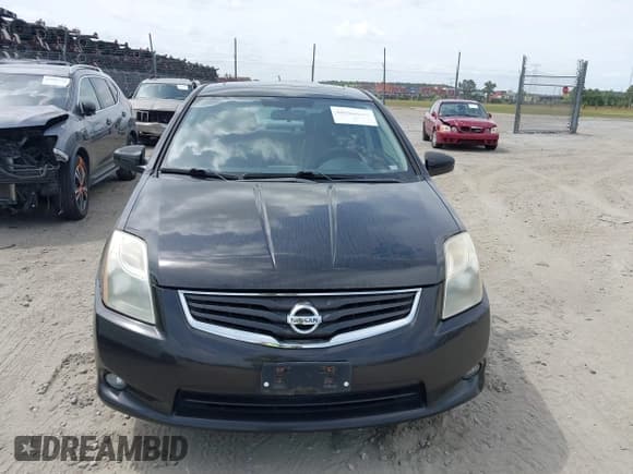 ✅ 2011 Nissan Sentra SL • VIN: 3N1AB6AP5BL724014 • Lot: 42086084. Listed on IAAI with 167,857 mi. Free auction sales archive from the USA and detailed vehicle history report at DreamBid. Image 12.