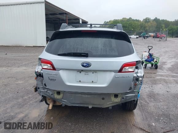 ✅ 2018 Subaru Outback Premium • VIN: 4S4BSACC4J3397366 • Lot: 40428057. Wystawiony na IAAI z przebiegiem 84 649 mil. Bezpłatny archiwum sprzedaży aukcyjnych z USA i szczegółowy raport historii pojazdu na DreamBid. Zdjęcie 16.