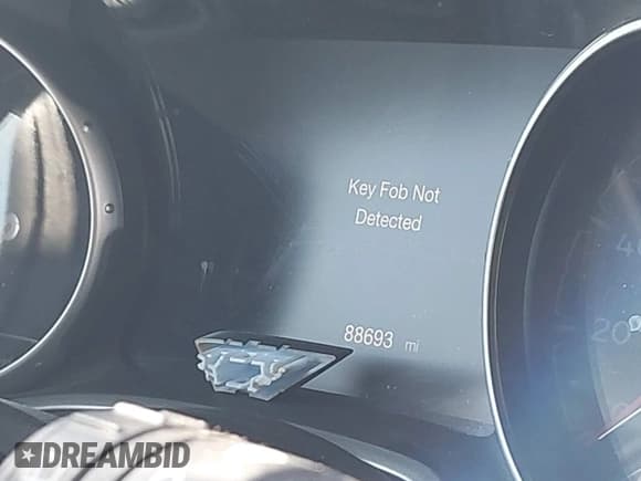 ✅ 2018 Jeep Compass Latitude • VIN: 3C4NJCBB7JT304661 • Lot: 43001716. Wystawiony na IAAI z przebiegiem 88 693 mil. Bezpłatny archiwum sprzedaży aukcyjnych z USA i szczegółowy raport historii pojazdu na DreamBid. Zdjęcie 15.