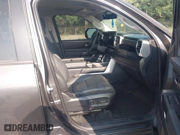 ✅ 2024 Toyota Tundra SR5 • VIN: 5TFLA5DB8RX205248 • Lot: 42810761. Listed on IAAI with 23,333 mi. Free auction sales archive from the USA and detailed vehicle history report at DreamBid. Image 5.