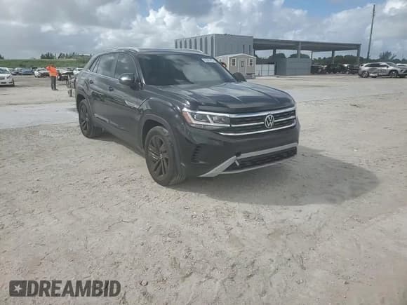 ✅ 2023 Volkswagen Atlas SE • VIN: 1V2JC2CA9PC220689 • Lot: 85381475. Wystawiony na Copart z przebiegiem 20 969 mil. Bezpłatny archiwum sprzedaży aukcyjnych z USA i szczegółowy raport historii pojazdu na DreamBid. Zdjęcie 14.