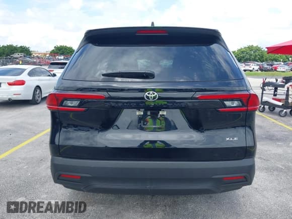 ✅ 2025 Toyota Highlander XLE • VIN: 5TDAAAA5XSS023593 • Лот: 42739964. Опубликован ранее на IAAI с пробегом 7 961 миль. Бесплатный доступ к архиву аукционных продаж из США и подробный отчёт об истории автомобиля на DreamBid. Изображение 16.