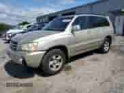 2003 Toyota Highlander z VIN JTEHD21A330021077, wystawiony jako Copart lot #61389425 z przebiegiem 231 809 mil mil oraz Szkoda całkowita • Salvage title. Historia ofert i sprzedaży dostępna na DreamBid. Obrazek 1.